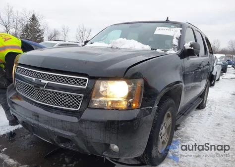 2007 Chevrolet Tahoe Ls z USA, uszkodzony, nr VIN 1GNFC13JX7R216012